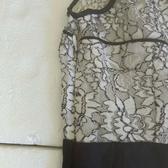 Banana republic white lace mini dress black detail sheath dress - Picture 11 of 11